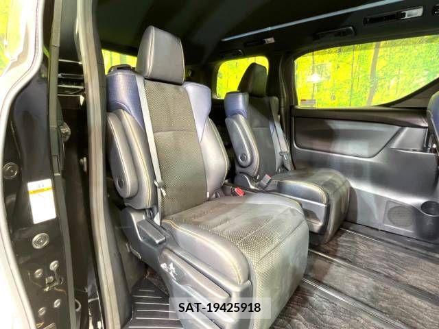 Toyota VELLFIRE 2017-03 226217-9