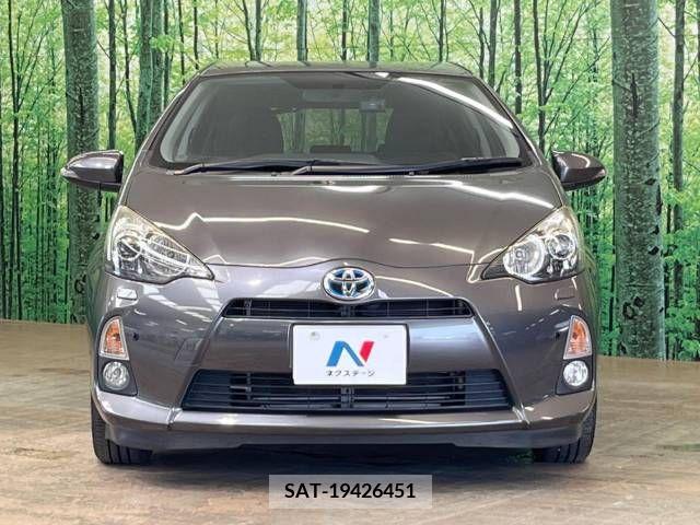 Toyota AQUA 2014-01 341669-14