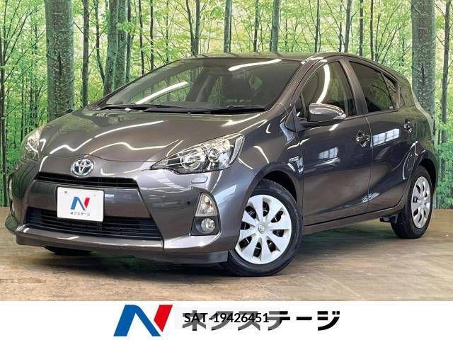Toyota AQUA 2014-01 341669-0