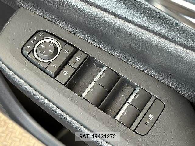 Toyota PRIUS 2023-04 217628-15