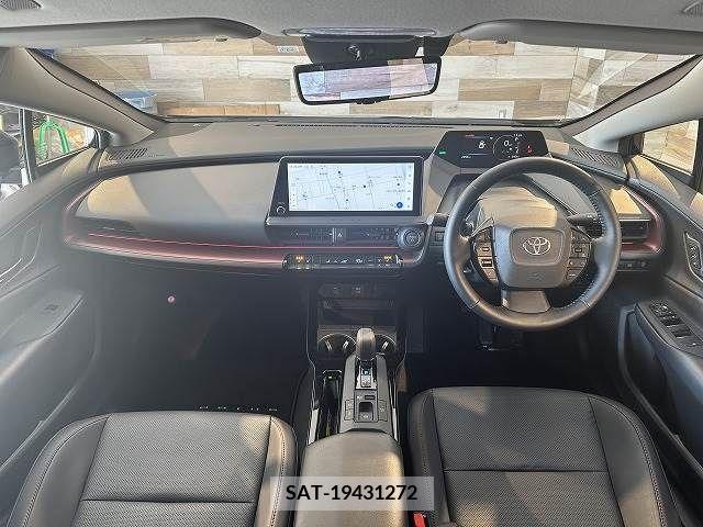 Toyota PRIUS 2023-04 217628-1
