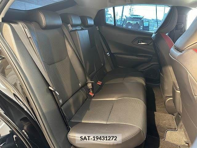Toyota PRIUS 2023-04 217628-8