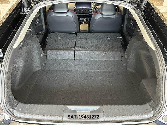 Toyota PRIUS 2023-04 217628-19