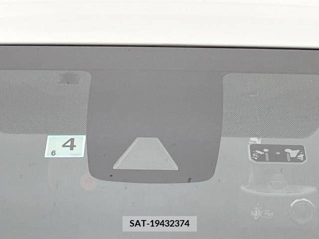 Toyota PRIUS 2021-04 281842-2