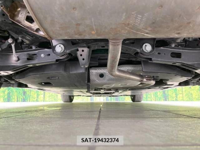 Toyota PRIUS 2021-04 281842-19