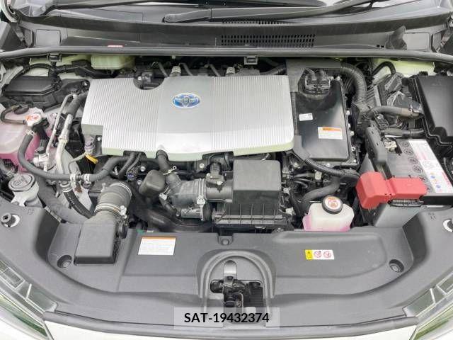 Toyota PRIUS 2021-04 281842-18