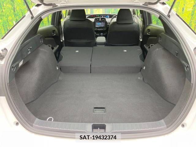 Toyota PRIUS 2021-04 281842-10