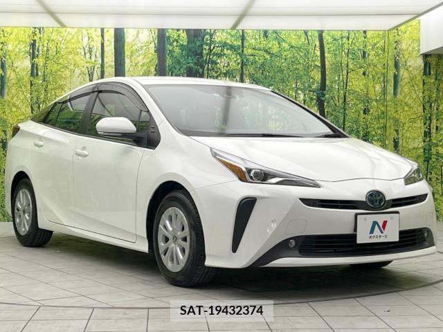 Toyota PRIUS 2021-04 281842-16