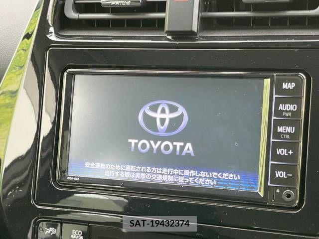 Toyota PRIUS 2021-04 281842-3