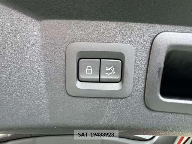 Mazda CX-60 2022-08 221305-10