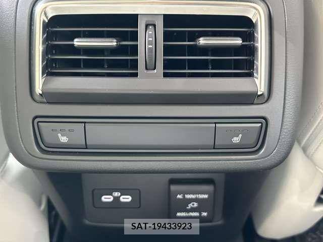 Mazda CX-60 2022-08 221305-8
