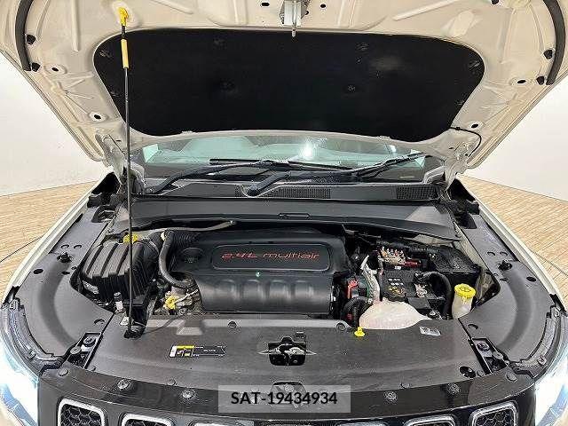 Jeep COMPASS 2018-01 297850-19