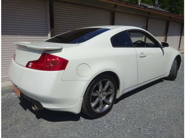Nissan SKYLINE COUPE 2004-09 6571-8