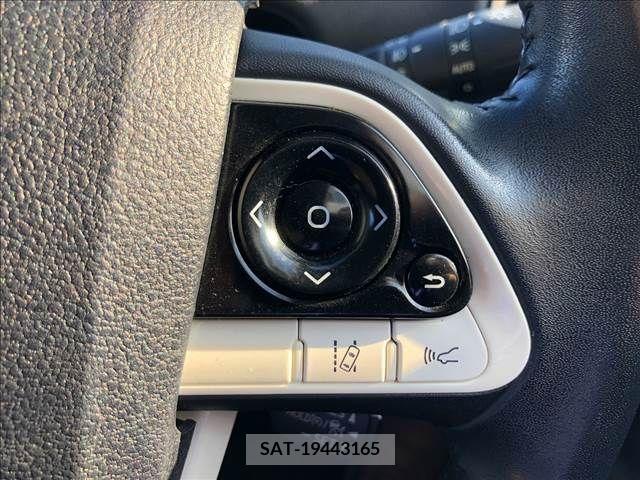 Toyota PRIUS 2016-10 281804-14