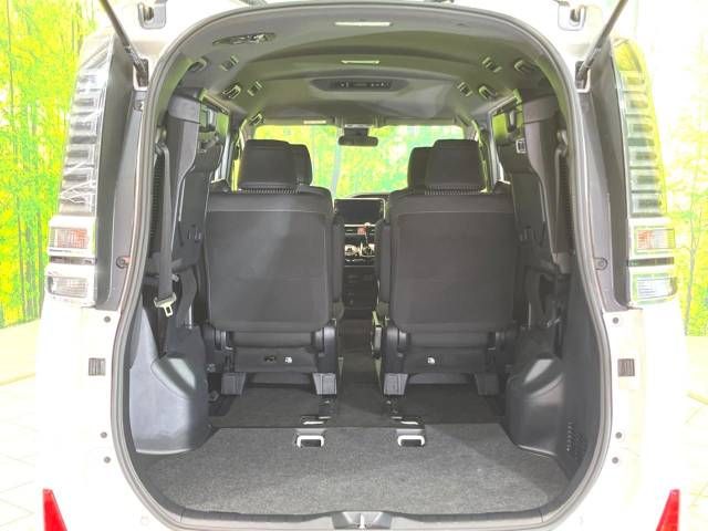 Toyota VOXY 2020-10 15865-11