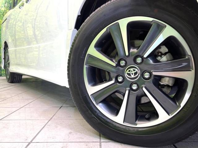 Toyota VOXY 2020-10 15865-14