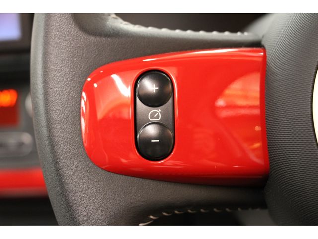 Renault TWINGO 2017-05 10307-15