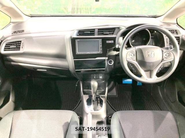 Honda FIT 2018-02 270628-1