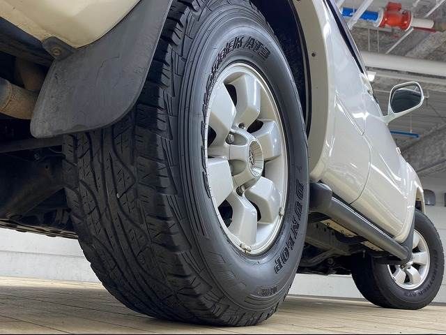 Toyota HILUX SURF 2007-05 181744-18