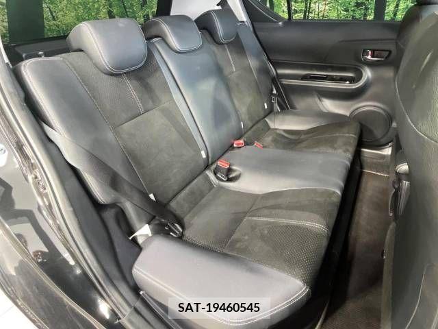 Toyota AQUA 2015-03 389361-9
