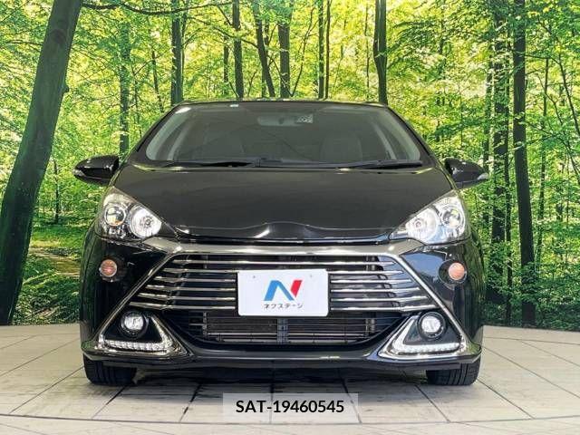 Toyota AQUA 2015-03 389361-14