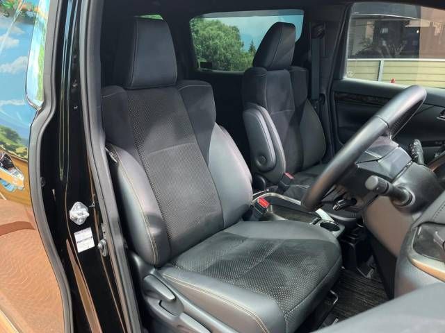 Toyota VELLFIRE 2022-02 193911-13