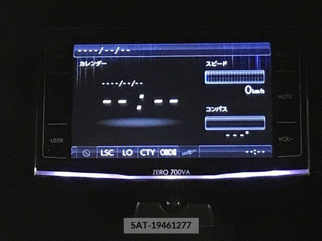 Toyota C-HR 2017-09 294905-10