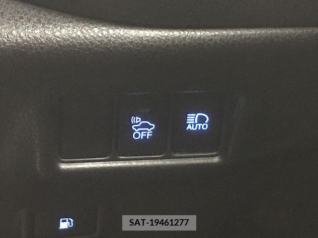 Toyota C-HR 2017-09 294905-24