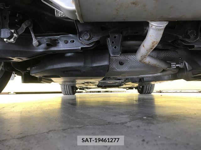 Toyota C-HR 2017-09 294905-28