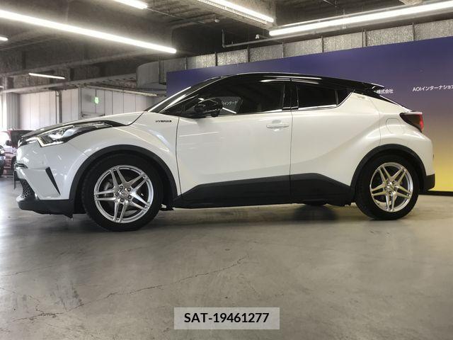 Toyota C-HR 2017-09 294905-2