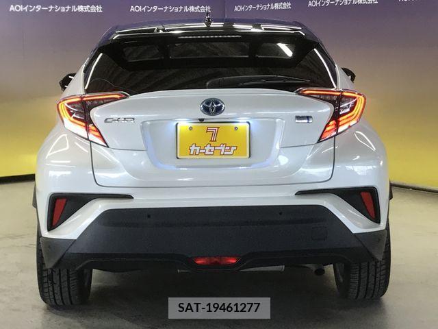 Toyota C-HR 2017-09 294905-4