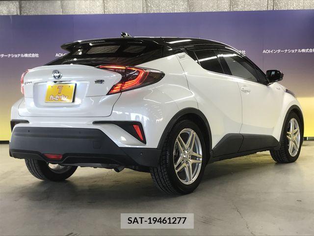 Toyota C-HR 2017-09 294905-5