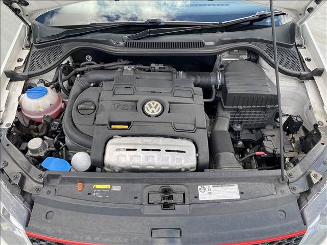 VolksWagen POLO 2013-12 12758-17