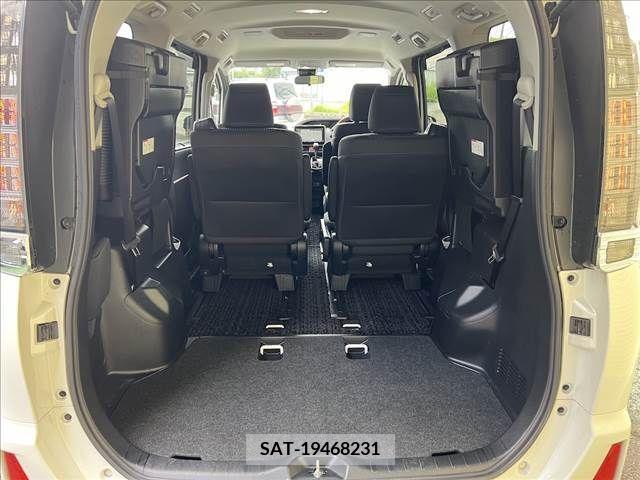 Toyota VOXY 2017-05 344224-10