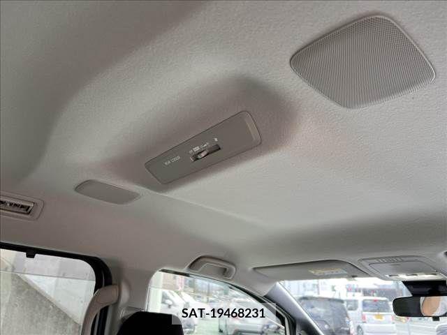 Toyota VOXY 2017-05 344224-28