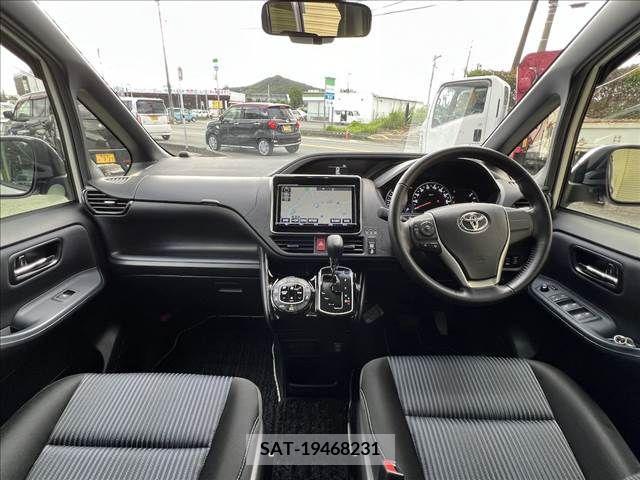 Toyota VOXY 2017-05 344224-27