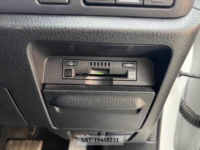 Toyota VOXY 2017-05 344224-15