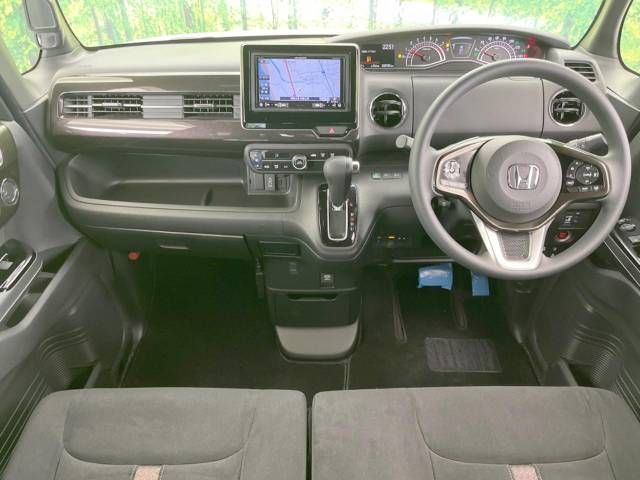 Honda N BOX CUSTOM 2019-02 181385-1