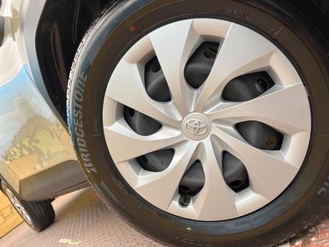 Toyota YARIS CROSS 2023-03 183467-13