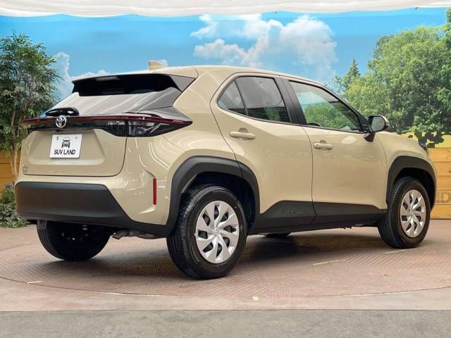Toyota YARIS CROSS 2023-03 183467-17