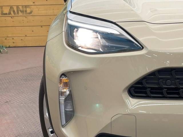 Toyota YARIS CROSS 2023-03 183467-12