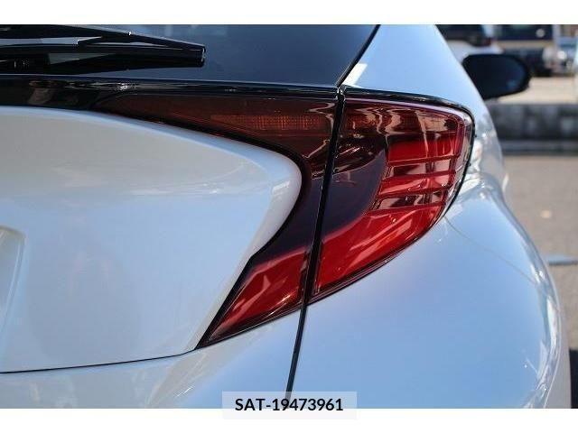 Toyota C-HR 2020-04 215182-11