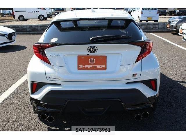 Toyota C-HR 2020-04 215182-7