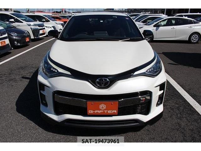 Toyota C-HR 2020-04 215182-5