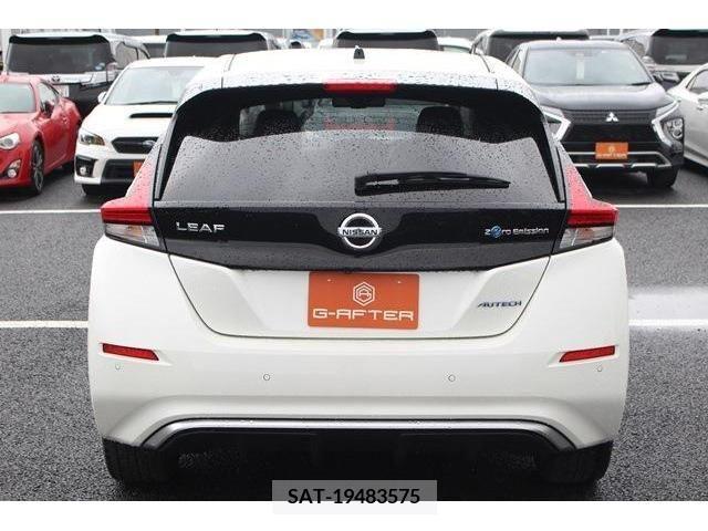 Nissan LEAF 2019-11 297889-3