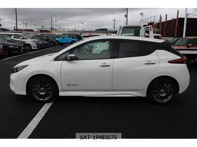 Nissan LEAF 2019-11 297889-2
