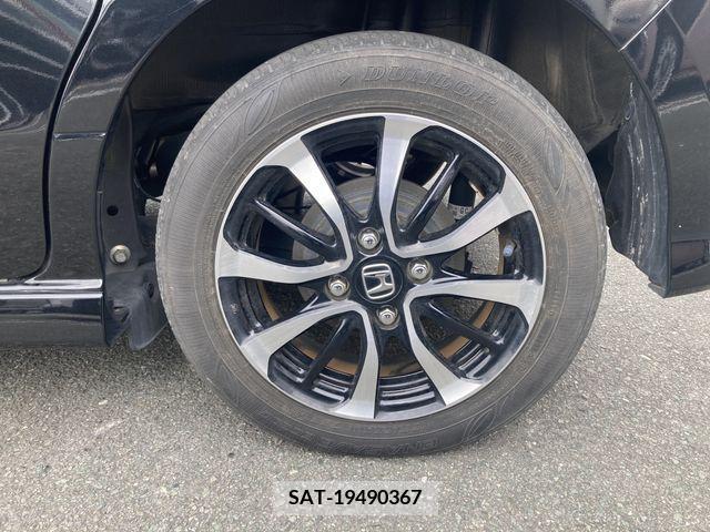 Honda N BOX CUSTOM 2018-04 329927-23