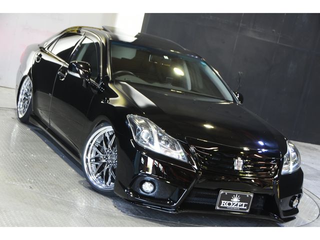 Toyota CROWN SEDAN 2010-04 7367-3