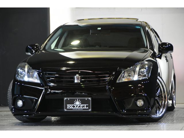 Toyota CROWN SEDAN 2010-04 7367-0