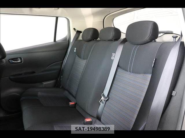 Nissan LEAF 2019-08 351897-16